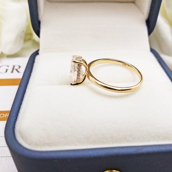 14K Yellow Gold 3 carats Pear Shaped Cut Moissanite Engagement Ring - Picture 8 of 13